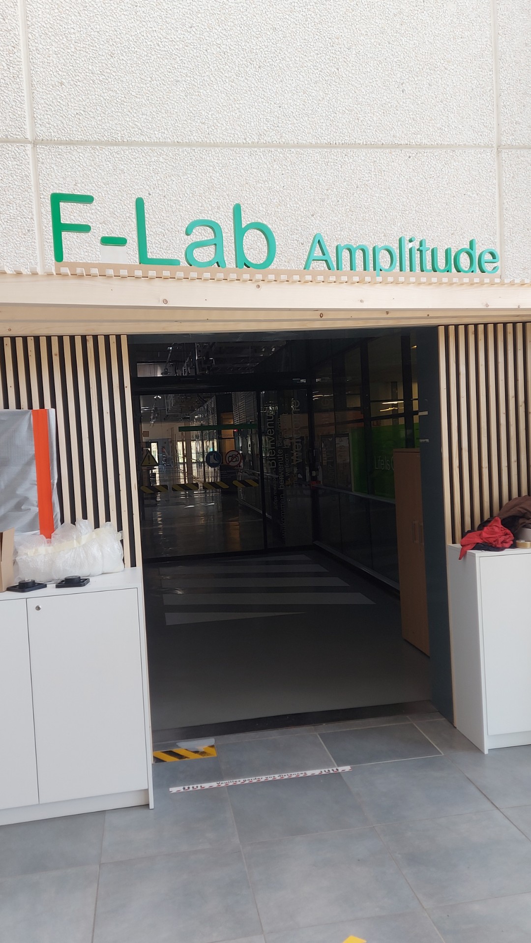 F-Lab Amplitude - Enseigne lettres découpées